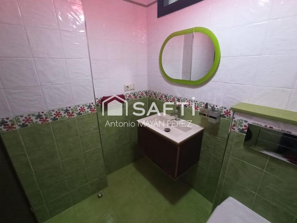 4 soveværelse Villa til salg i Ribeira med garage - € 450.000 (Ref: 9181050)