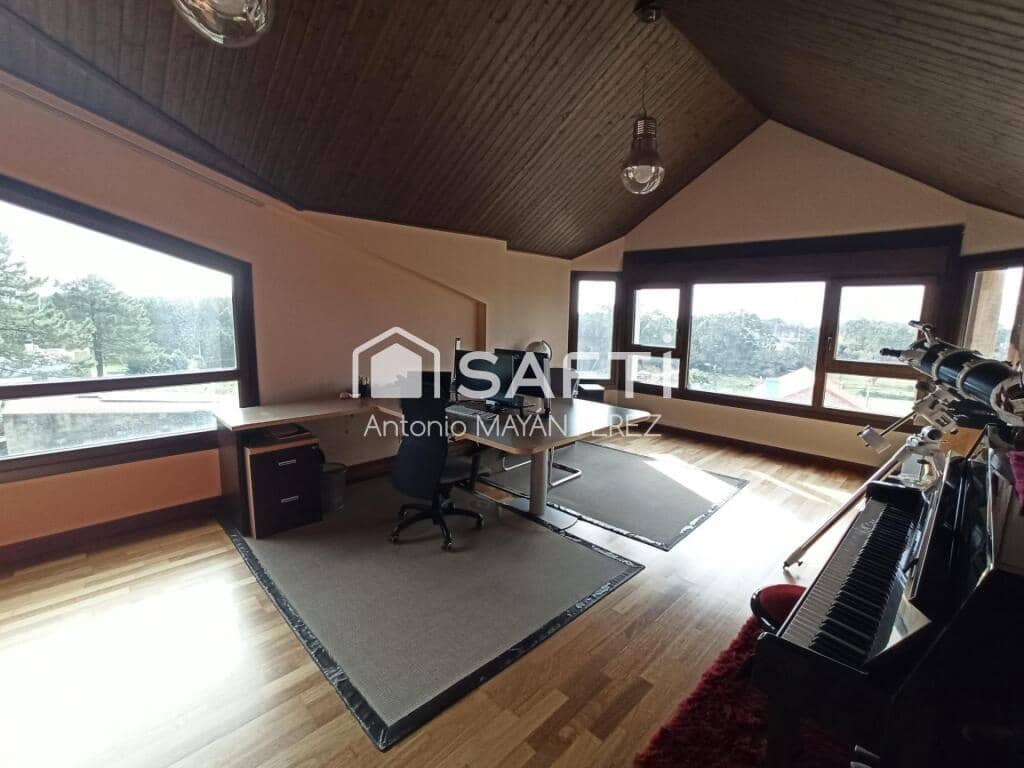 4 soveværelse Villa til salg i Ribeira med garage - € 450.000 (Ref: 9181050)