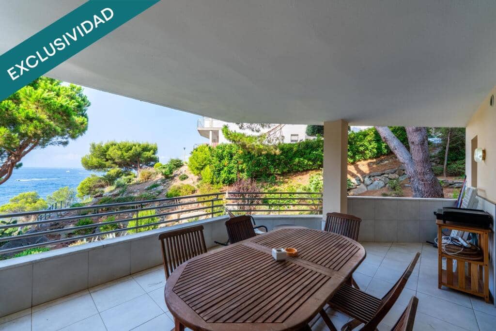 4 bedroom Apartment for sale in Roses - € 650,000 (Ref: 9181052)