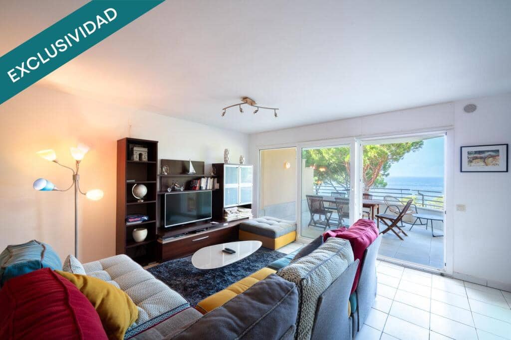 4 bedroom Apartment for sale in Roses - € 650,000 (Ref: 9181052)