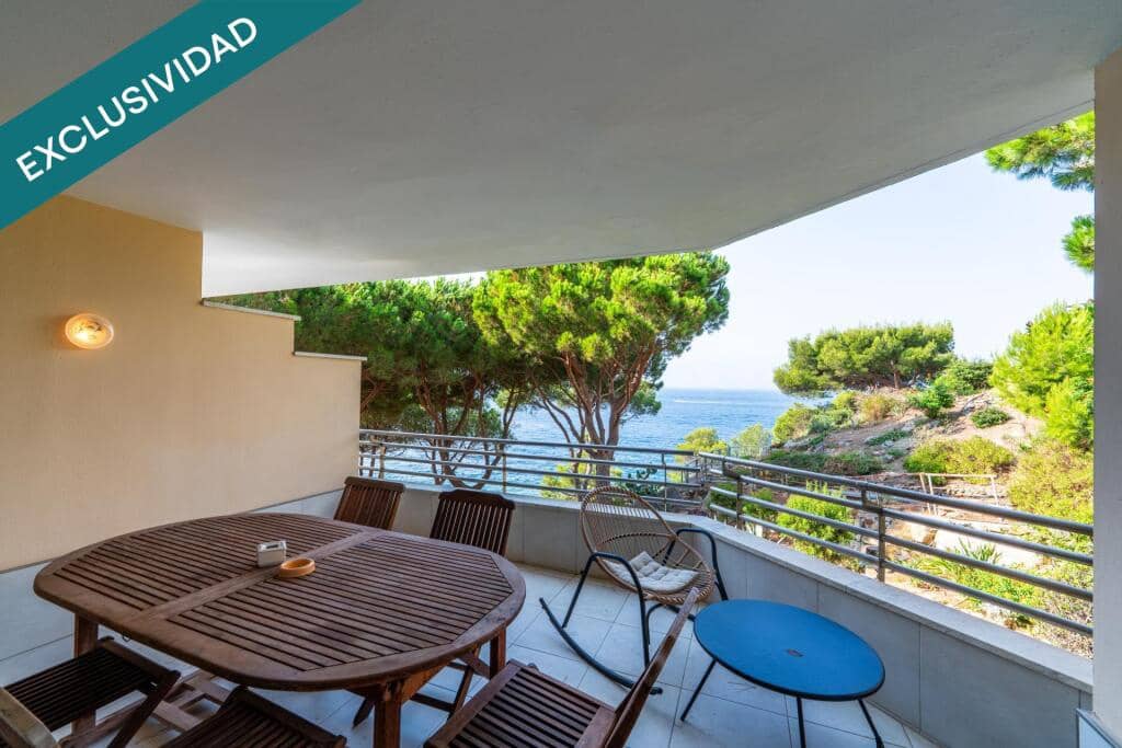 4 bedroom Apartment for sale in Roses - € 650,000 (Ref: 9181052)