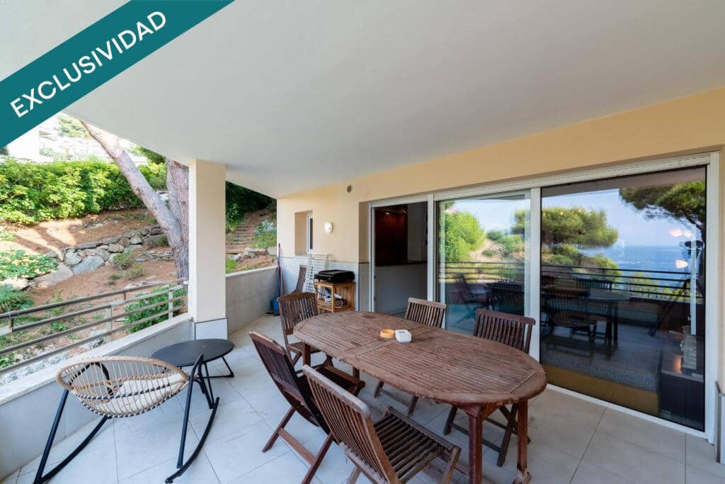 4 bedroom Apartment for sale in Roses - € 650,000 (Ref: 9181052)