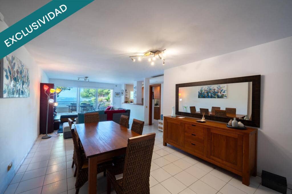 4 bedroom Apartment for sale in Roses - € 650,000 (Ref: 9181052)