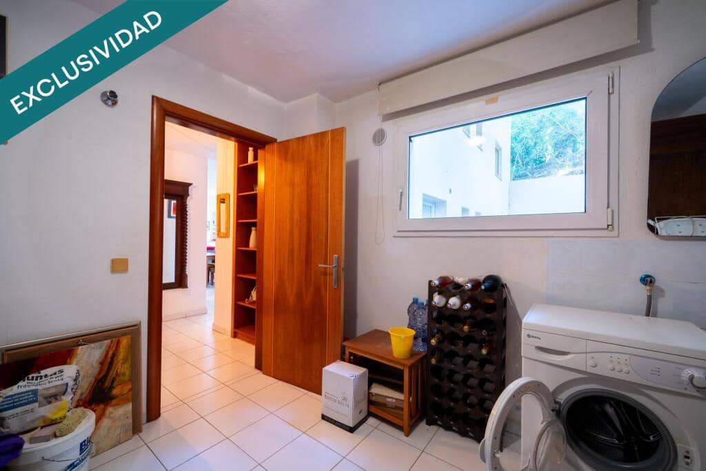 4 bedroom Apartment for sale in Roses - € 650,000 (Ref: 9181052)