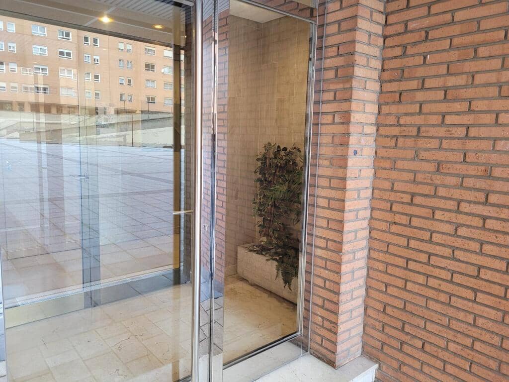 3 soveværelse Lejlighed til salg i Valladolid by med garage - € 250.000 (Ref: 9181053)