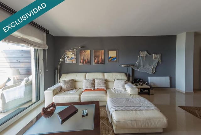 3 makuuhuone Huoneisto myytävänä paikassa Calafell mukana uima-altaan - 525 000 € (Ref: 9181054)