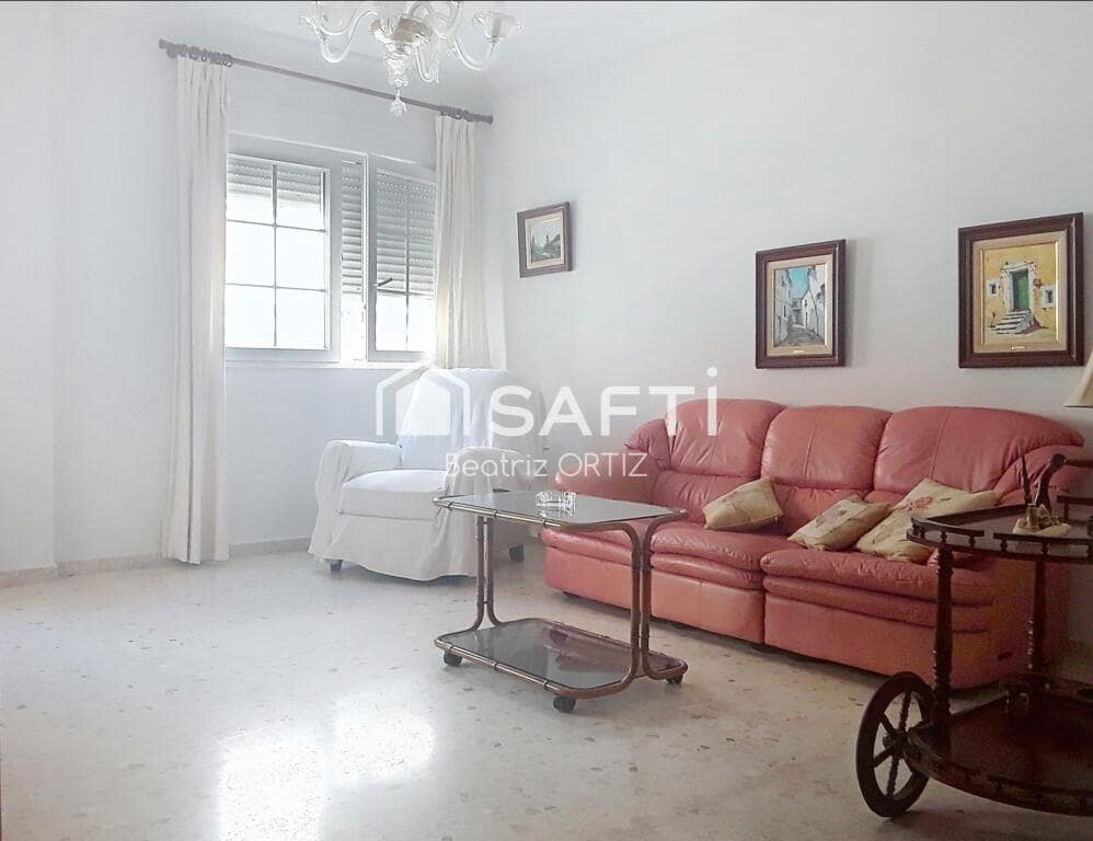 4 soveværelse Lejlighed til salg i Cadiz by med garage - € 490.000 (Ref: 9185434)