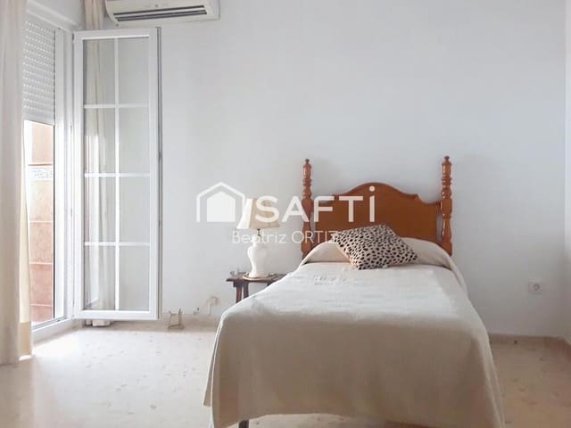 4 makuuhuone Huoneisto myytävänä paikassa Asdrúbal - Bahía Blanca, Cádiz kaupunki mukana 
autotalli - 490 000 € (Ref: 9185434)