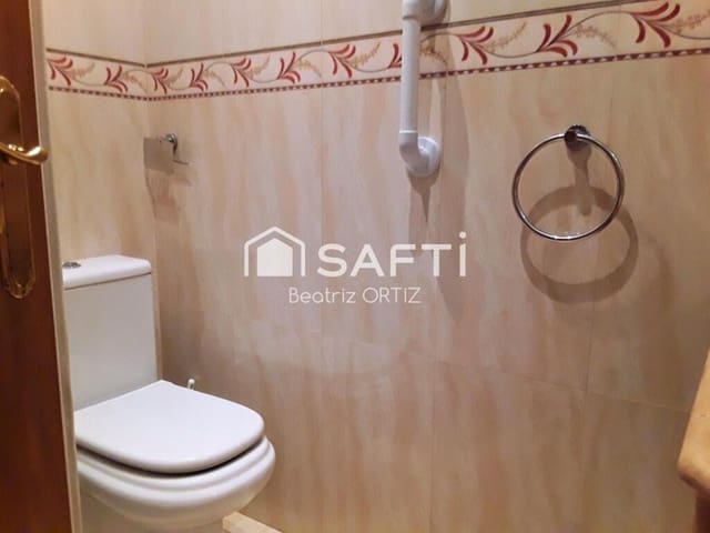 4 makuuhuone Huoneisto myytävänä paikassa Asdrúbal - Bahía Blanca, Cádiz kaupunki mukana 
autotalli - 490 000 € (Ref: 9185434)