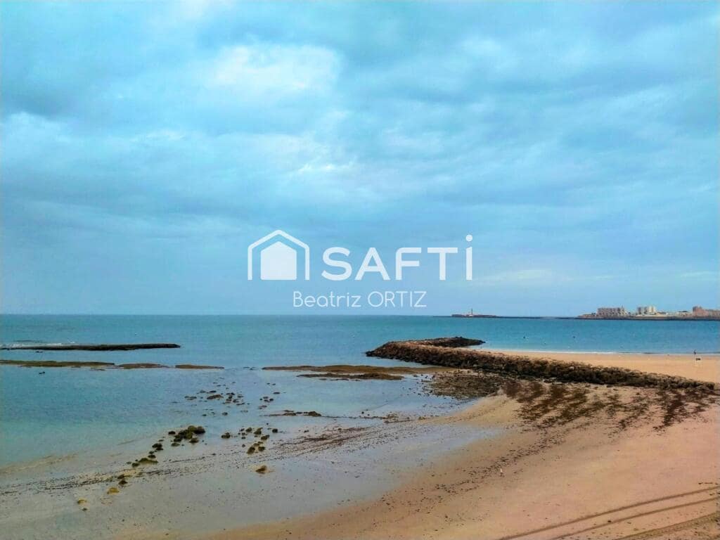 4 soveværelse Lejlighed til salg i Cadiz by med garage - € 490.000 (Ref: 9185434)