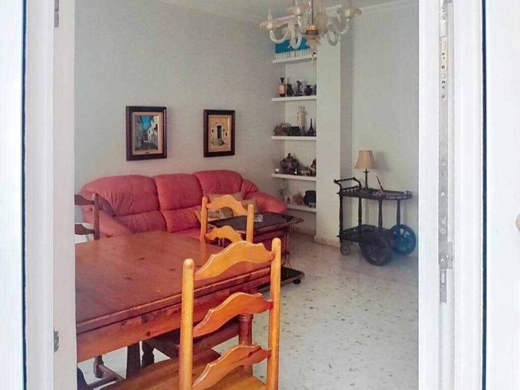 4 bedroom Apartment for sale in Cadiz city with garage - € 490,000 (Ref: 9185434)