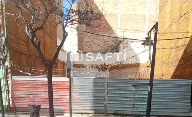 Building Plot for sale in Xirivella - € 250,000 (Ref: 9185435)