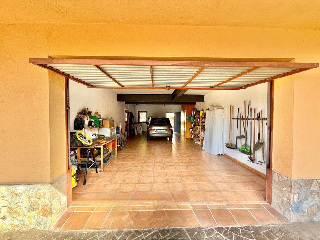 5 chambre Villa/Maison à vendre à Riells i Viabrea avec piscine garage - 495 650 € (Ref: 9185437)