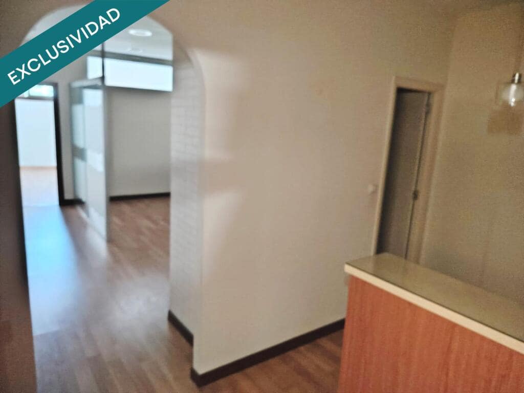 Office for sale in Vigo - € 115,000 (Ref: 9186900)