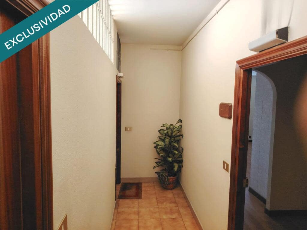 Office for sale in Vigo - € 115,000 (Ref: 9186900)