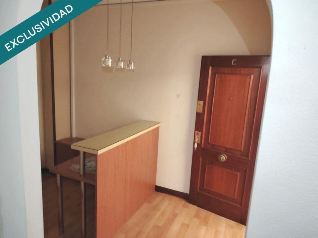 Office for sale in Vigo - € 115,000 (Ref: 9186900)