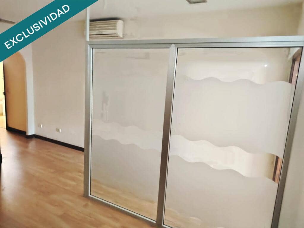 Office for sale in Vigo - € 115,000 (Ref: 9186900)