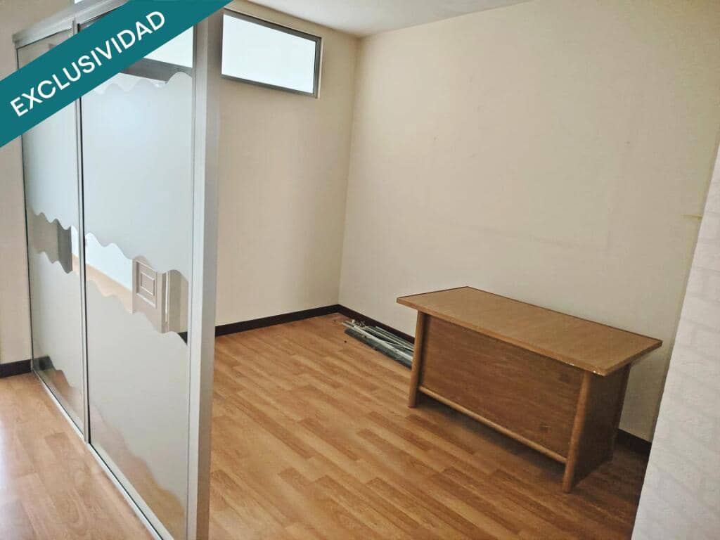 Office for sale in Vigo - € 115,000 (Ref: 9186900)