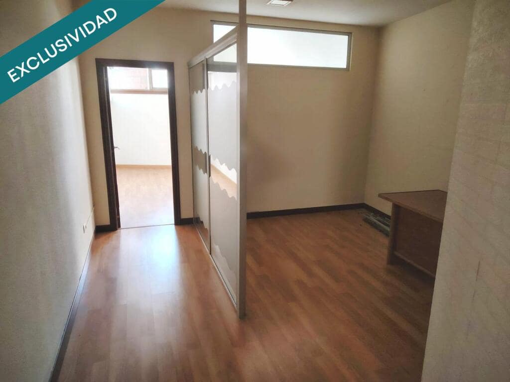 Office for sale in Vigo - € 115,000 (Ref: 9186900)