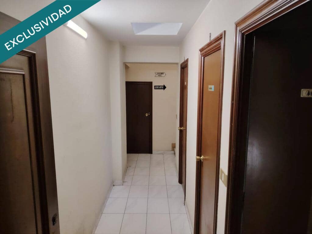 Office for sale in Vigo - € 115,000 (Ref: 9186900)