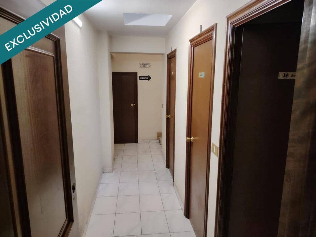 Office for sale in Vigo - € 115,000 (Ref: 9186900)