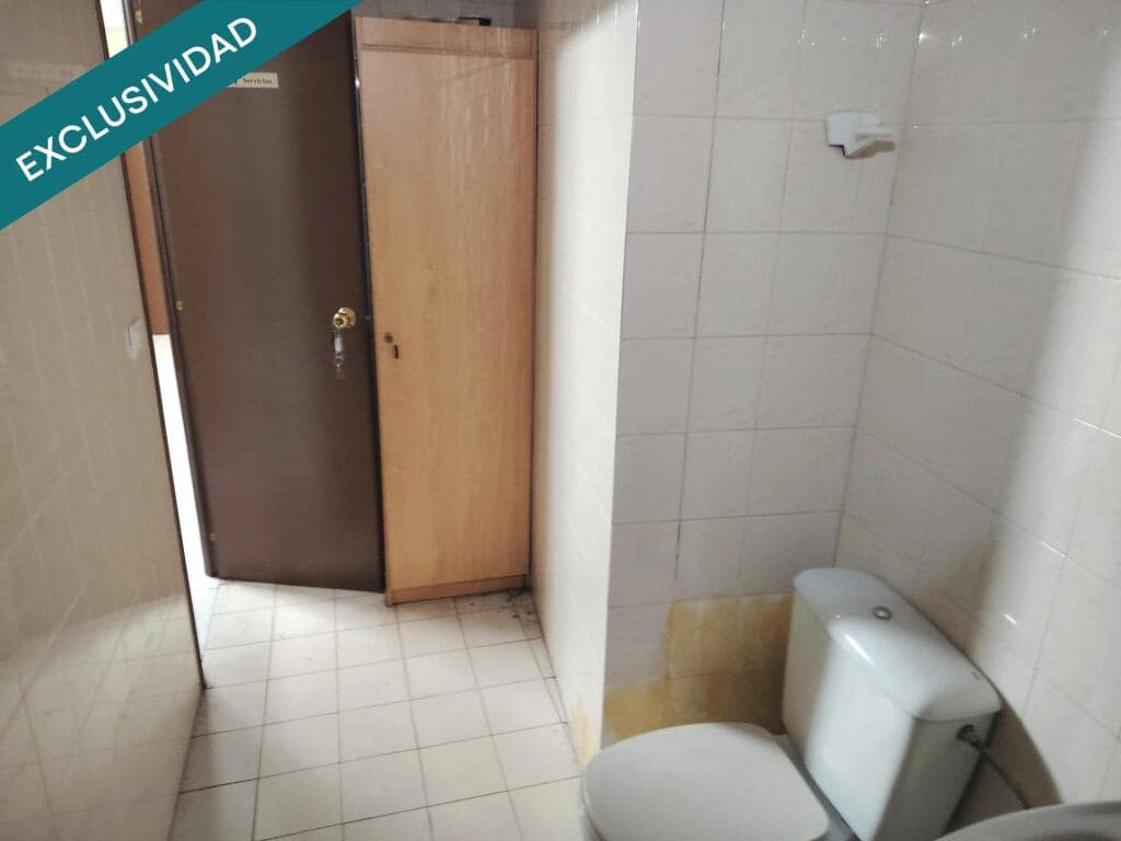 Office for sale in Vigo - € 115,000 (Ref: 9186900)