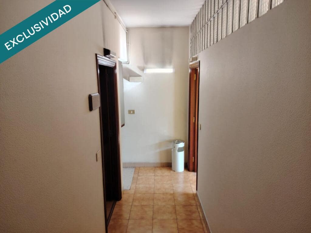 Office for sale in Vigo - € 115,000 (Ref: 9186900)