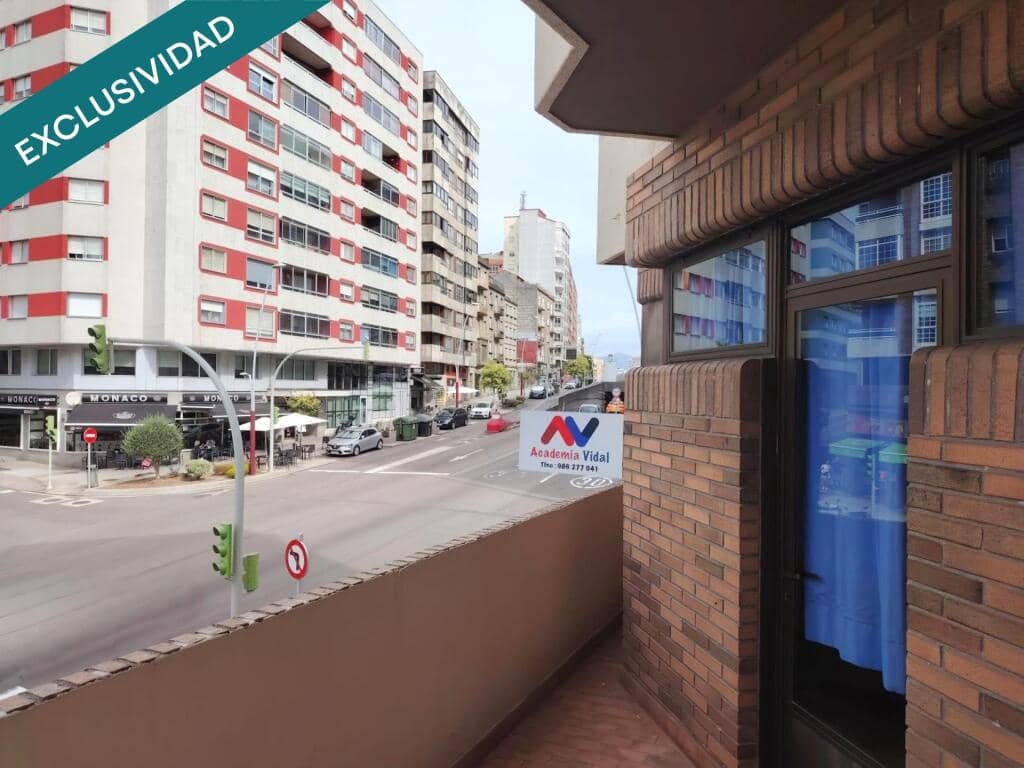 Office for sale in Vigo - € 115,000 (Ref: 9186900)
