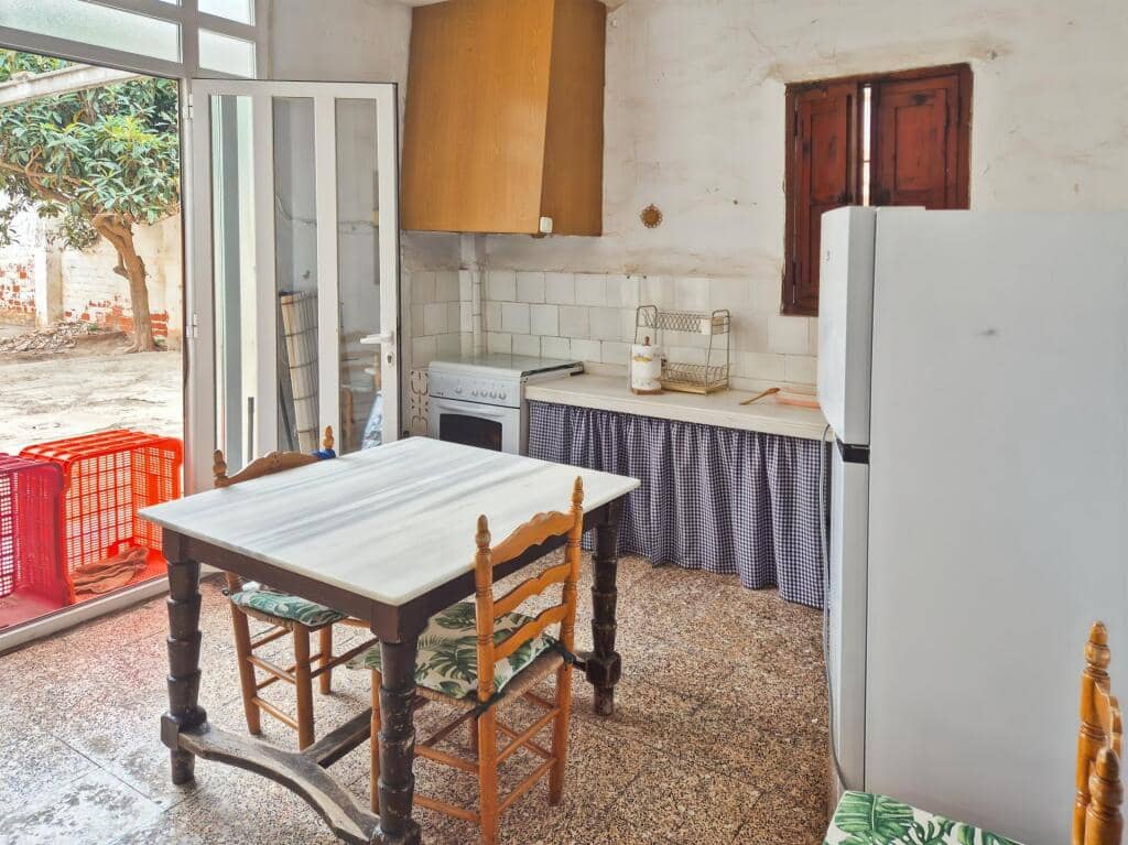 6 soveværelse Villa til salg i Valencia by med garage - € 400.000 (Ref: 9188478)