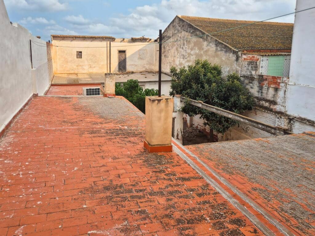 6 soveværelse Villa til salg i Valencia by med garage - € 400.000 (Ref: 9188478)