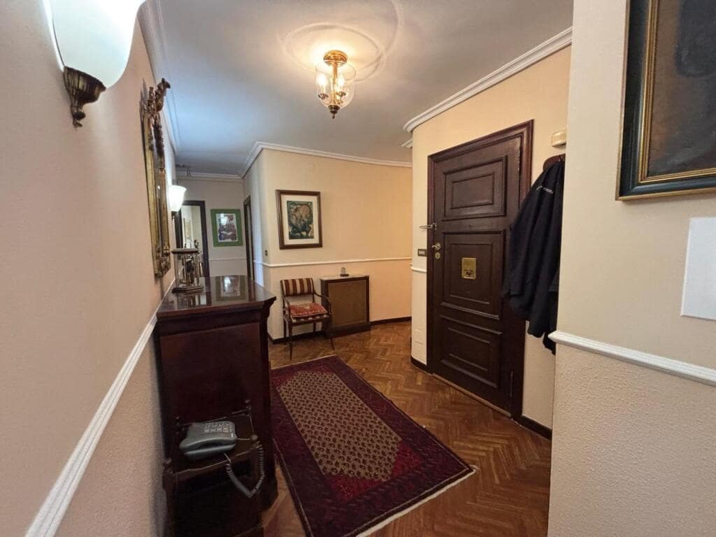 5 soveværelse Lejlighed til salg i Vigo - € 310.000 (Ref: 9191069)