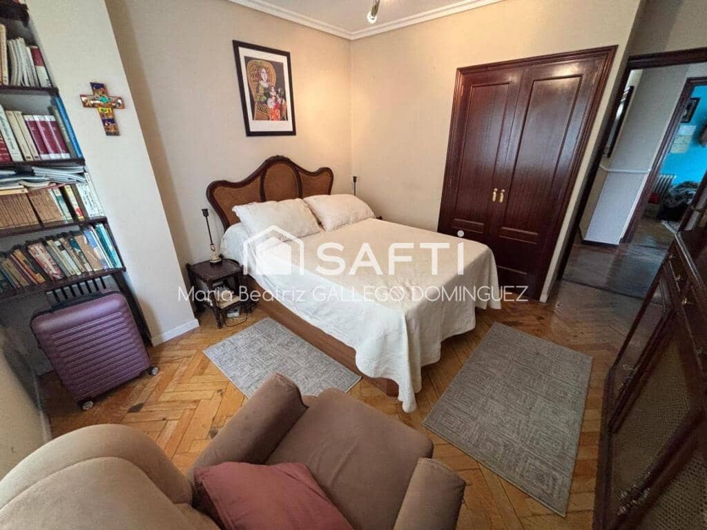 5 soveværelse Lejlighed til salg i Vigo - € 310.000 (Ref: 9191069)