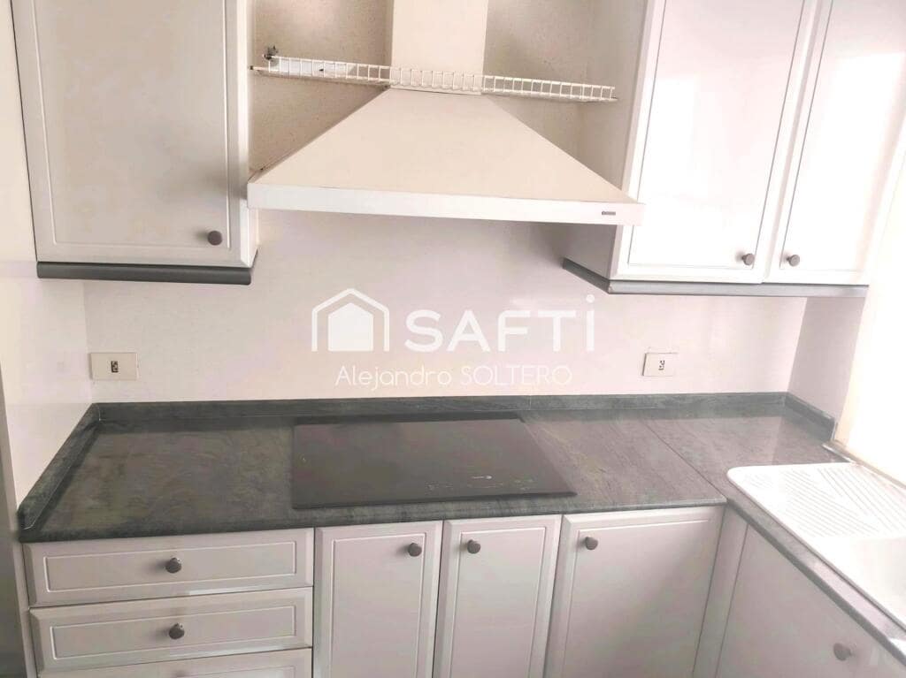 5 soveværelse Lejlighed til salg i Vigo med garage - € 365.000 (Ref: 9192360)