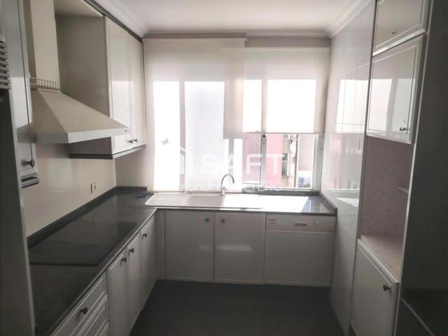 5 soveværelse Lejlighed til salg i Vigo med garage - € 365.000 (Ref: 9192360)