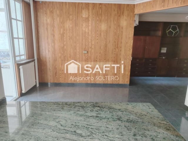 5 soveværelse Lejlighed til salg i Vigo med garage - € 365.000 (Ref: 9192360)