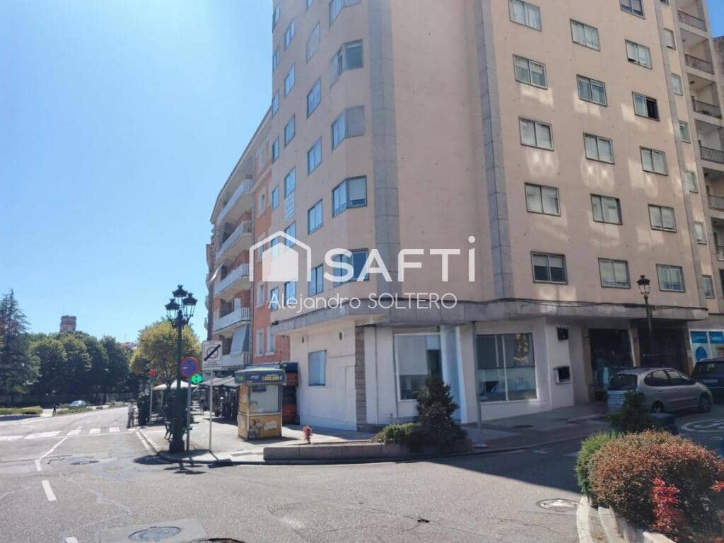 5 soveværelse Lejlighed til salg i Vigo med garage - € 365.000 (Ref: 9192360)