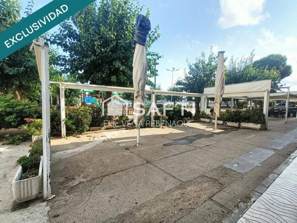 Kommersiell till salu i Pineda de Mar - 325 000 € (Ref: 9193830)