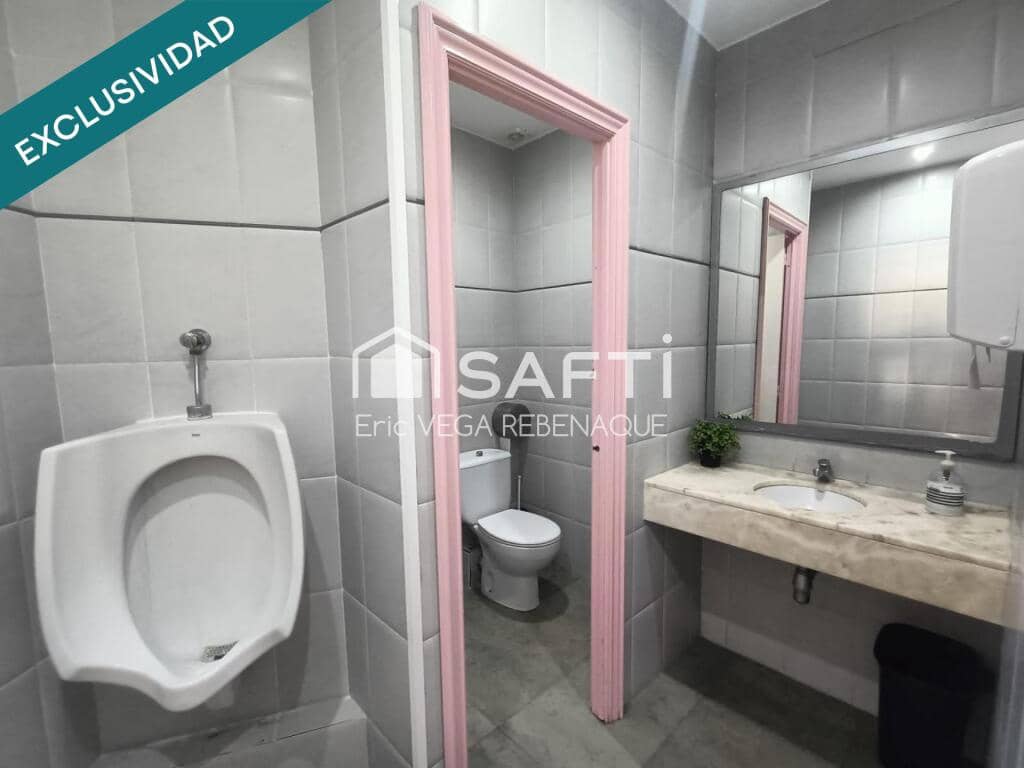 Kommersiell till salu i Pineda de Mar - 325 000 € (Ref: 9193830)