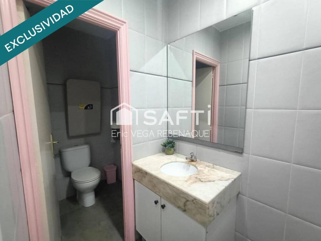 Kommersiell till salu i Pineda de Mar - 325 000 € (Ref: 9193830)