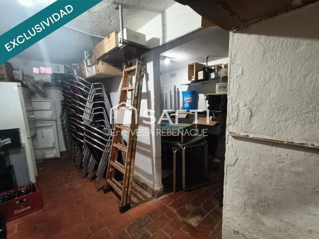 Kommersiell till salu i Pineda de Mar - 325 000 € (Ref: 9193830)