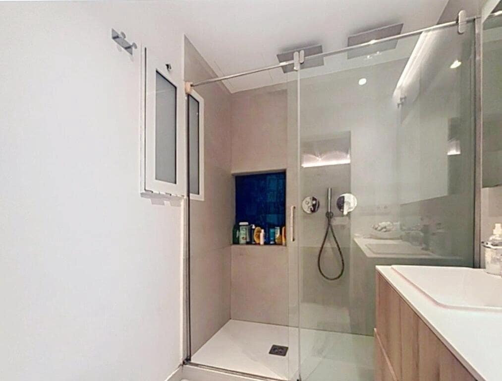 Apartamento de 3 habitaciones en Barcelona ciudad en venta - 595.000 € (Ref: 9193832)