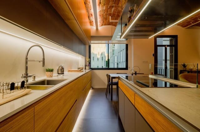 Apartamento de 3 habitaciones en Sant Pere, Santa Caterina i La Ribera, Barcelona ciudad en venta - 595.000 € (Ref: 9193832)