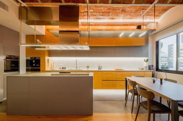 Apartamento de 3 habitaciones en Sant Pere, Santa Caterina i La Ribera, Barcelona ciudad en venta - 595.000 € (Ref: 9193832)