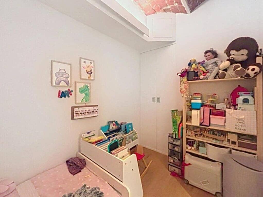 Apartamento de 3 habitaciones en Barcelona ciudad en venta - 595.000 € (Ref: 9193832)