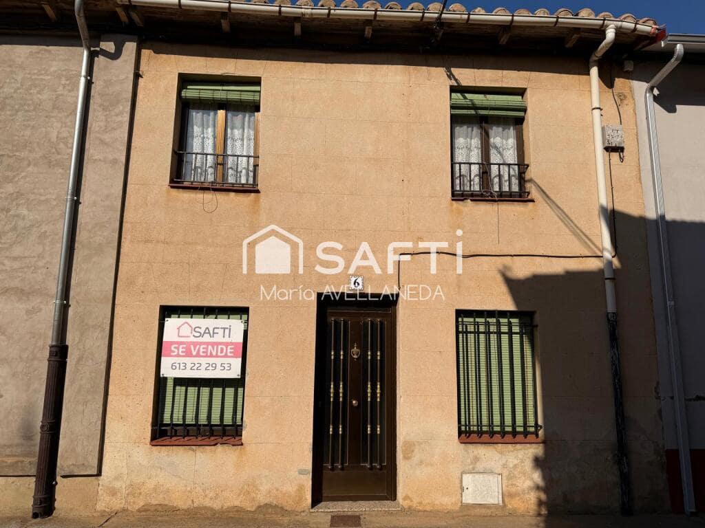 3 soveværelse Finca/Landehus til salg i Villamanan - € 75.000 (Ref: 9193837)