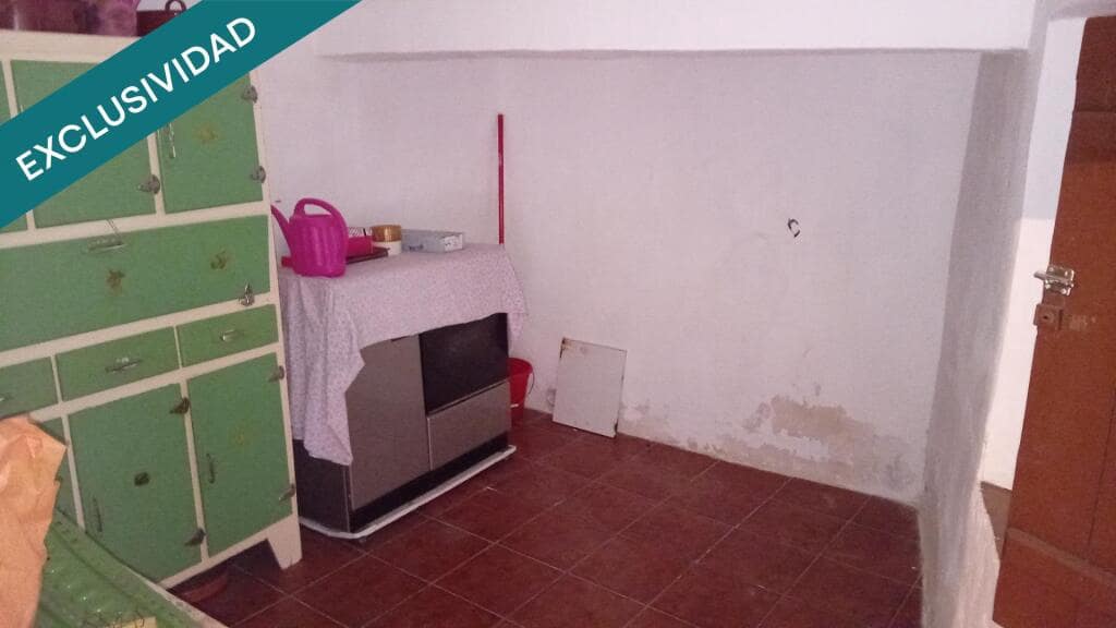 5 soveværelse Villa til salg i Lagartera - € 60.000 (Ref: 9193843)