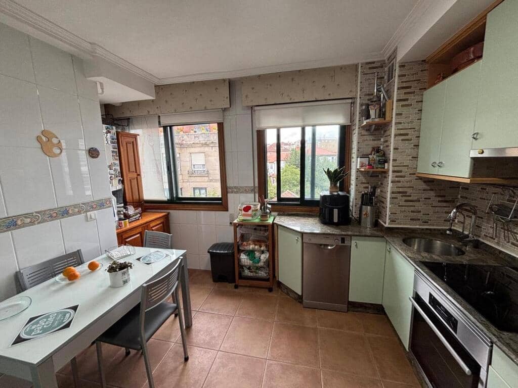 3 chambre Appartement à vendre à Vigo avec garage - 295 000 € (Ref: 9195554)