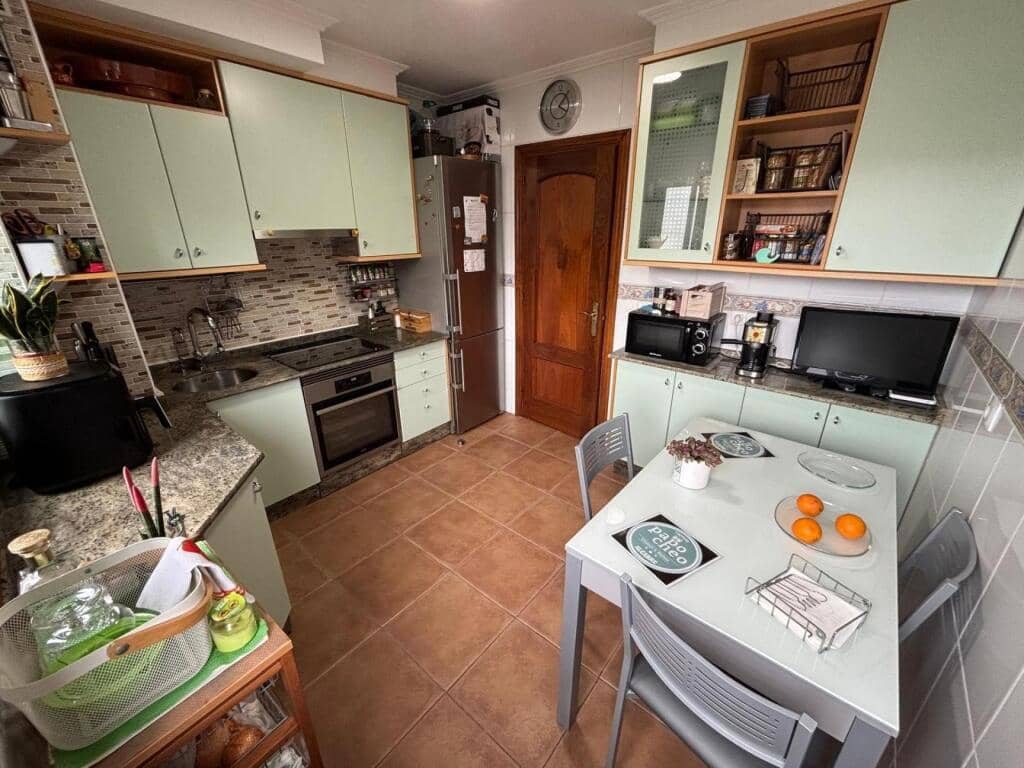 3 chambre Appartement à vendre à Vigo avec garage - 295 000 € (Ref: 9195554)