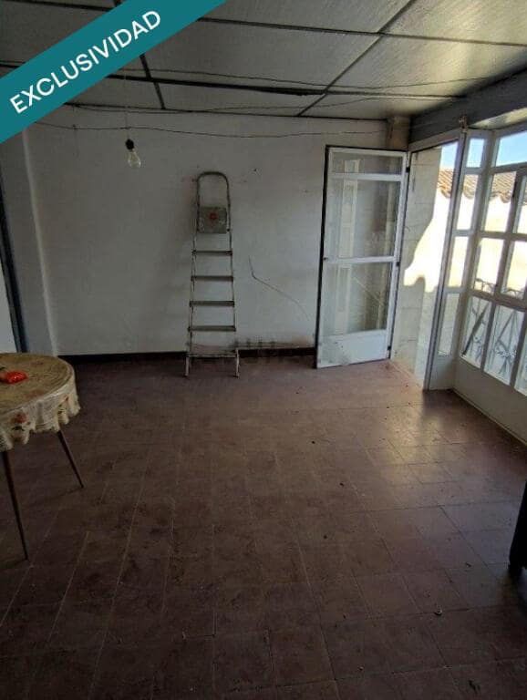 7 slaapkamer Villa te koop in Lagartera - € 74.000 (Ref: 9195557)