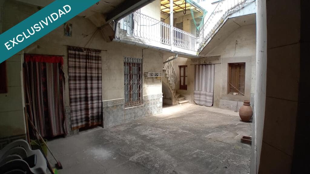 7 slaapkamer Villa te koop in Lagartera - € 74.000 (Ref: 9195557)